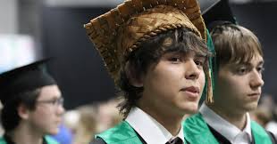 This spring, Cortes Island School welcomed a special new addition to its  school grounds — a living willow sculpture called the Green Dragon. Created  by local Cortes artists Amy Robertson, Helen Hall, ...