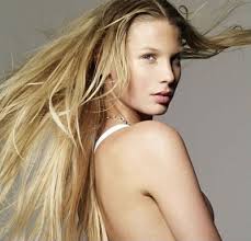 Top 5 Wags quyến rũ nhất 2008