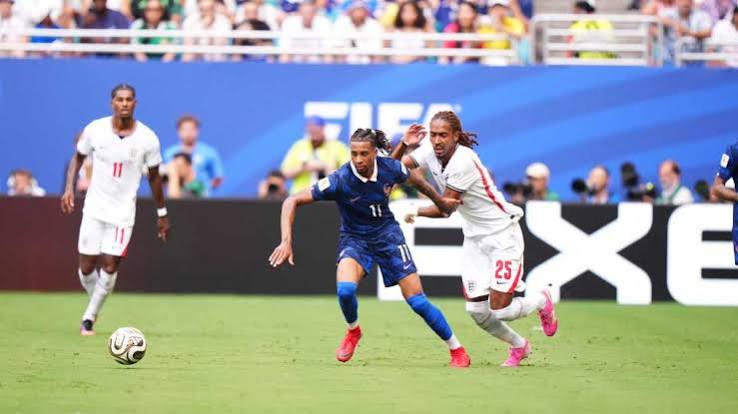 Imprensa internacional reage a jogo de 10 gols entre Inglaterra e Fran&ccedil;a pela Copa | R&aacute;dio Itatiaia