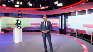 Nieuws en video's over nos journaal. Dutch Broadcaster Nos Updates Set Newscaststudio