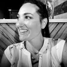 Vanessa Huffman's Instagram, Twitter & Facebook