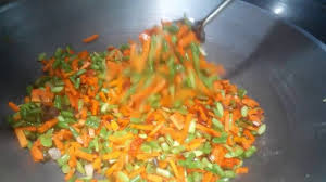 Berikut ulasan resepnya dirangkum melalui instagram @ yscooking, rabu (13/1/2021). Memasak Oseng Oseng Pete Buncis Dan Wortel Youtube