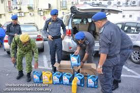 Harga minyak hitam shell kereta. Minyak Pelincir Tiruan Jenama Shell Dirampas Utusan Borneo Online