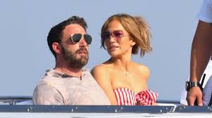 The performer wants to clear the air after the numerous claims of botox and plastic surgery made by her fans and followers. Bennifer 2 0 How Jennifer Lopez And Ben Affleck Got Us Talking Again Bbc News