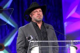 We did not find results for: Garth Brooks Confuses Fans With Sanders Jersey I Wish You D Keep Your Political Preferences To Yourself The Independent The Independent