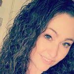 Lori Grattan's Instagram, Twitter & Facebook