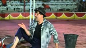 With raj kapoor, manoj kumar, simi garewal, rishi kapoor. Tuesday Trivia Raj Kapoor S Sangam And Mera Naam Joker Had Two Intervals