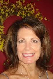 Lindsey Allsopp's Instagram, Twitter & Facebook