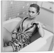 Amazon.com: SUKWA Hayden Panettiere Sexy Black And White Poster Room Poster  Wall Decoration Poster Canvas Poster Bedroom Decor Office Room Decor Gift  Unframe-style 24x24inch(60x60cm): Posters & Prints