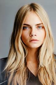 Minimal Classic Simple Middle Layered Part Hair Cara Hair Styles Hair Color Techniques Long Hair Styles