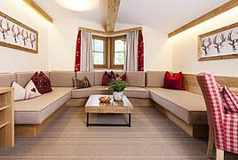 Find their customers, contact information, and details on 7 shipments. Mellau Teppiche Homepage