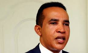 julio_camilo_de_los_santos_viola