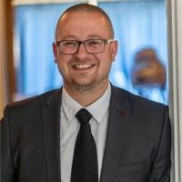 10+ "Felix Hell" profiles