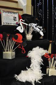 Flowers adorned the tables everywhere. 1950 S Swing Dance Jazz Club Birthday Party Ideas Photo 23 Of 42 Jazz Party Music Party Catch My Party