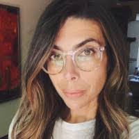 Laura Remley's Instagram, Twitter & Facebook