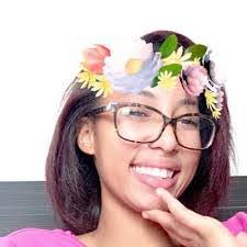 Melissa Bento's Instagram, Twitter & Facebook