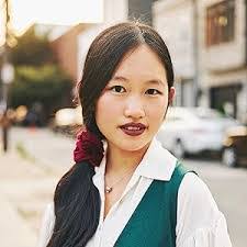 Elaine Chou's Instagram, Twitter & Facebook