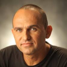 הכניסה לעזה היא לא מכה לחמאס. היא מתנה לחמאס.