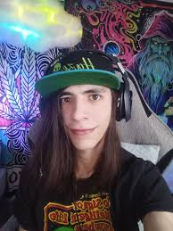 Does anyone want to play blitz I need one more