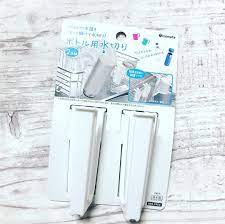 mamas on instagram キャンドゥでペットボトル用水切りを買ってみました 今までコップ用の水切りを使っていたので コップ以外の食器のスペースが少なかったのですが このフックのおかげで広くなりました 2 3枚目 コップもですが鍋蓋とまな板が置けるのが一