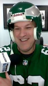 Jason Fielder's Instagram, Twitter & Facebook