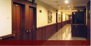 Since 1912 the historic kalispell grand hotel has been a central part of the downtown community. Hotel Grand Seasons Details Cochin