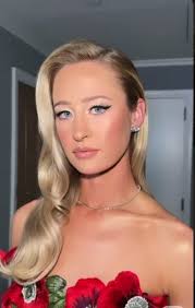 DARE TO BARE American Pickers' Danielle Colby goes totally nude except for  g-string and heels as she makes big career announcement