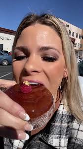 Alexandra Lourdes Donuts Review Rio Homco