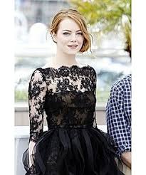 Emily jean emma stone was born in scottsdale, arizona, to krista (yeager), a homemaker, and jeffrey charles stone, a contracting company founder and ceo. Emma Stone Biografie Bei Jokers De
