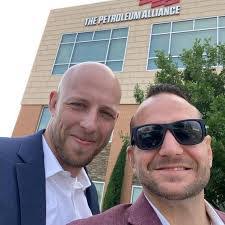 Derrick Fleenor's Instagram, Twitter & Facebook