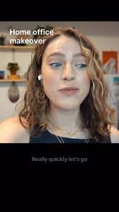 👀 Check out video producer Daniela Lewis' dream UpDown Desk set-up 🌟 You  spend over 2000 hours a year at your desk. It's time to join the UpDown  revolution with one of