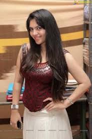 Sherin shringar address, native, hometown, current city. Photos Actress Sherin Shringar Inaugurates Pochampally Ikat Art Mela At Bangalore