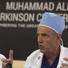 Renowned brain surgeon to retire as CEO of Barrow Neurological Institute