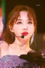 TWICE's Nayeon Pointed Out One Unique Feature That She's Had In Her Makeup  Looks For Years, And We're Shook - Koreaboo