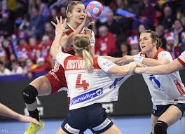 A foci/magyarország szekcióban élőben követheted magyarország bajnokságait, a magyar kupát és számos további jelentős versenysorozatot. Index Sport A Magyar Norveg Kezi Eb Meccs Percrol Percre Percrol Percre