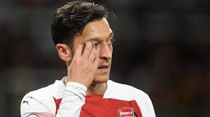 Mesut özil has said his farewells at arsenal, visiting the club's london colney training ground for the. Mesut Ozil Men Made Threats To Kill Arsenal Midfielder Bbc News