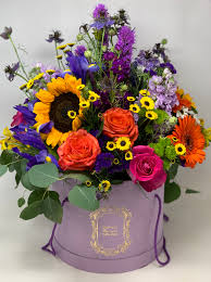 Jlf fresh mixed flower arrangements are what distinguishes us from other floral shops. Box Full Of Happiness In Los Angeles Ca Highland Park Florist