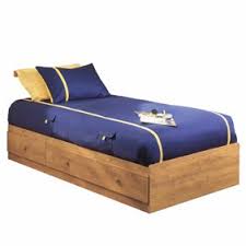 Each side includes 3 drawers with 18 deep and enough while purchasing the twin platform bed with storage product, you need to consider the materials and creation method. Twin Mate S Platform Storage Bed With 3 Drawers White Walmart Com Walmart Com