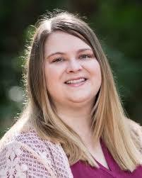 Sarah Steed's Instagram, Twitter & Facebook