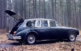 Jaguar Mk2 County Prototype 1962 Good That This Never Went Into Production Looks Like An Austin Derivative Classic Car Restoration Jaguar Car Classic Cars