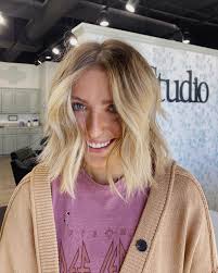 Strawberry blonde/copper Kaylee is back. This is probably one of my  favorite things ever. Formula: @redken shades cream in 6C, 7GC at the root  and 8C/7GC