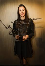 Mélanie de jesus dos santos n 3 (parfois abrégé mélanie djds) est une gymnaste artistique française, née le 5 mars 2000 à schœlcher (). Gouden Nina Derwael Unaniem Uitgeroepen Tot Laureate Van Het Brussel De Standaard Mobile
