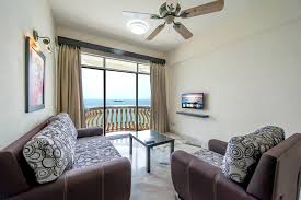 Glory beach resort is located in tanjung gemok, port dickson, a beachside area about 10 minutes' drive from the maximum number of extra beds allowed depends on the room you choose. Tjt9ublfrnkcjm