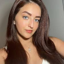 Hi everyone I'm looking for an automatic driving instructor based in  Stratford upon Avon that would be available weekends or evenings? Let me  know if you have any recommendations. Thanks Helena