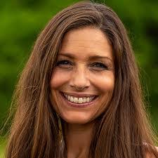 Ursula Carney's Instagram, Twitter & Facebook