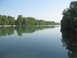 The name derives from connetquot, an algonquian word for great river. Isar Wikipedia