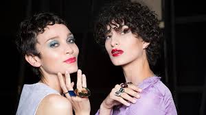 We did not find results for: Los Mejores Cortes Para El Pelo Ondulado Corto Telva Com