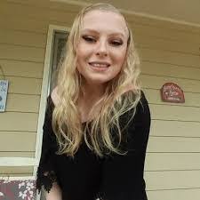 Monique Barefield's Instagram, Twitter & Facebook