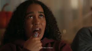 Snickers: Unexpected Guests • Ads of the World™