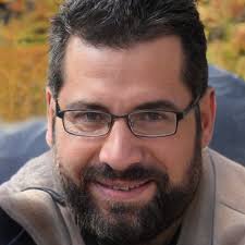 Fausto Zapata (@chirifaust)